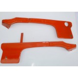 PODSEDLOVÉ PLECHY - PÁR - ČERVENÁ SVĚTLÁ - ORIG. (ULOŽENKA)